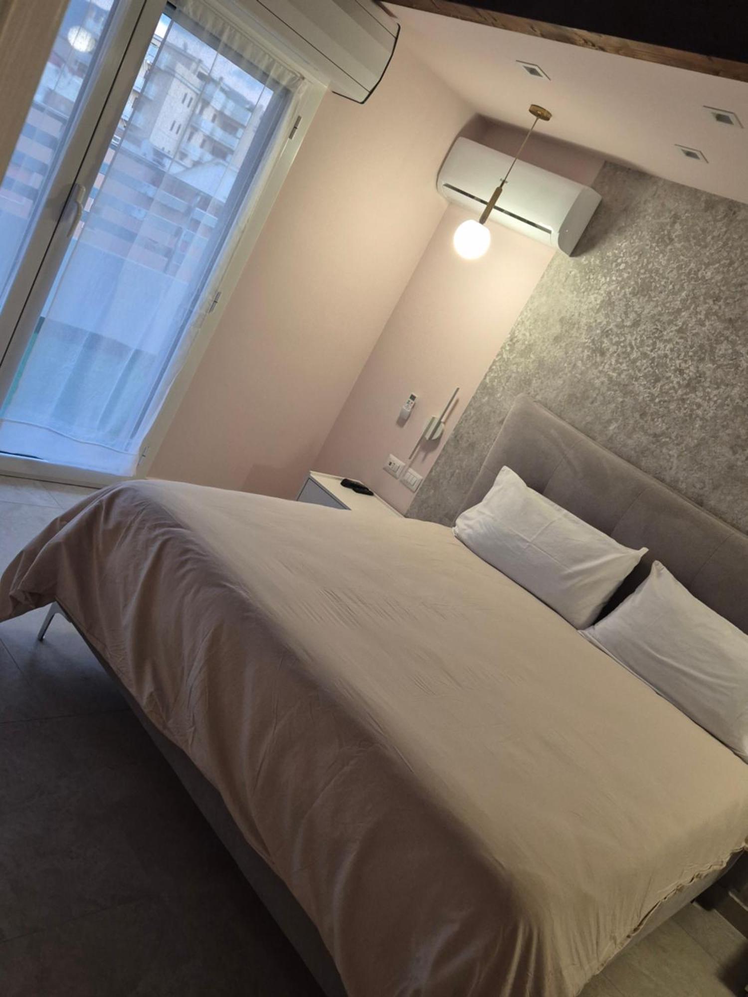 Ferienwohnung Attico Solaris Reggio Calabria Exterior foto